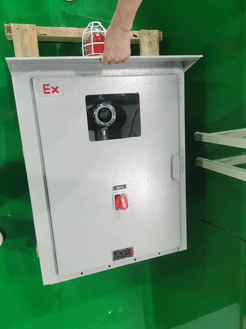 防爆型可燃?xì)怏w在線監(jiān)測(cè)系統(tǒng)